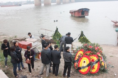 Nghi án có người thứ 3 phi tang xác chị Huyền?