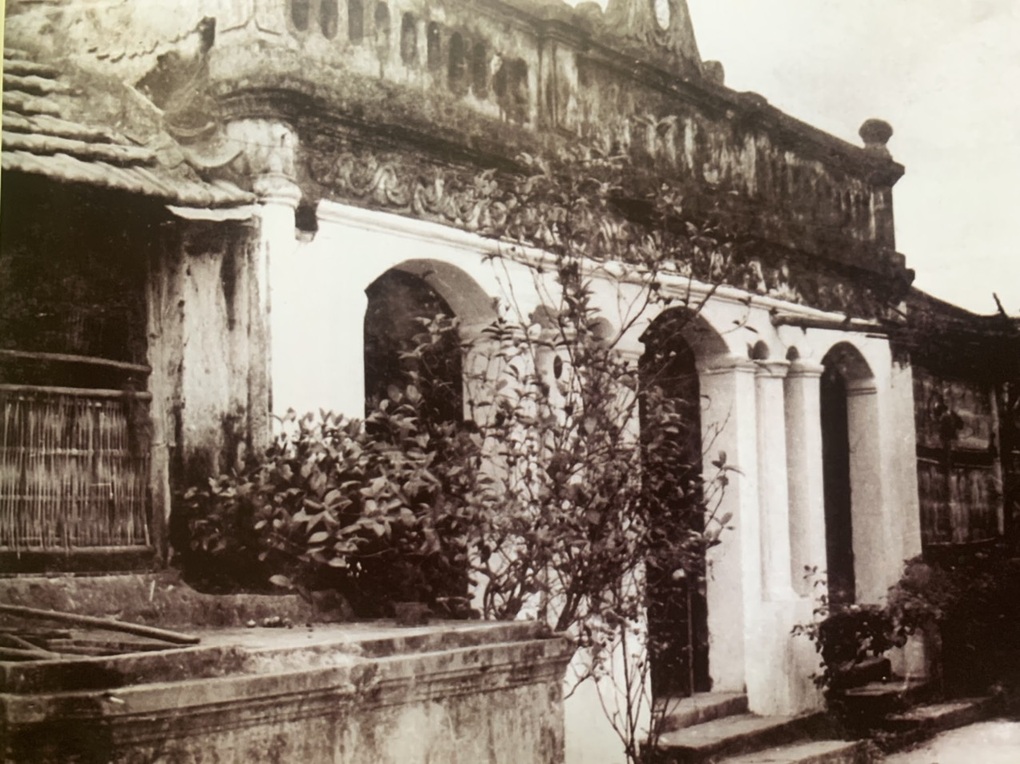 Ngôi nhà ở bờ đê sông Hồng và ký ức từng 2 lần được Bác Hồ ghé thăm - 2 Ngôi nhà ở bờ đê sông Hồng và ký ức từng 2 lần được Bác Hồ ghé thăm - 2