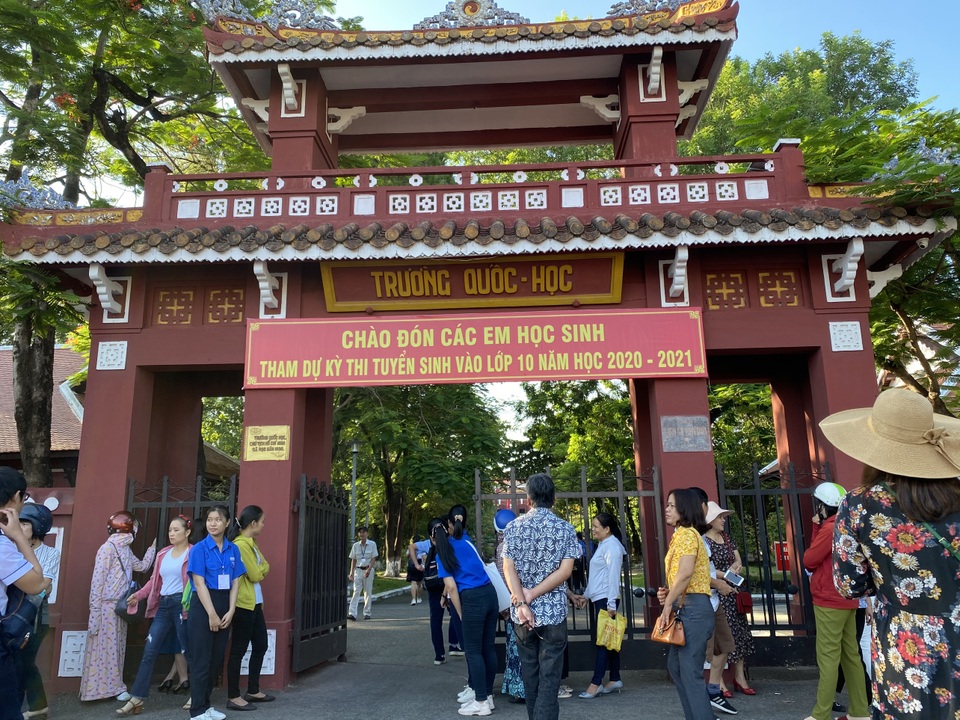 Hơn 5.000 học sinh Thừa Thiên Huế bắt đầu kỳ thi vào lớp 10 - 1 Hơn 5.000 học sinh Thừa Thiên Huế bắt đầu kỳ thi vào lớp 10 - 1