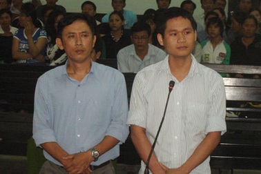 Vụ điều tra viên dùng nhục hình bức cung: Tòa lại dời ngày tuyên án