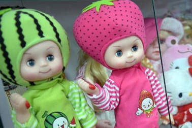 Đầu độc trẻ bằng đồ chơi Trung Quốc nhiễm độc 