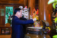 Chủ tịch nước Võ Văn Thưởng dâng hương tưởng niệm Chủ tịch Hồ Chí Minh
