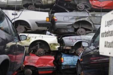 Nở rộ chương trình hỗ trợ tiền mua xe mới