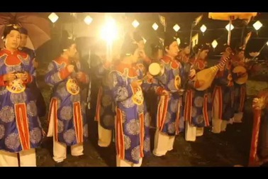 Lễ tế đàn Xã Tắc thờ thần đất thần lúa tại Huế lúc 3h sáng