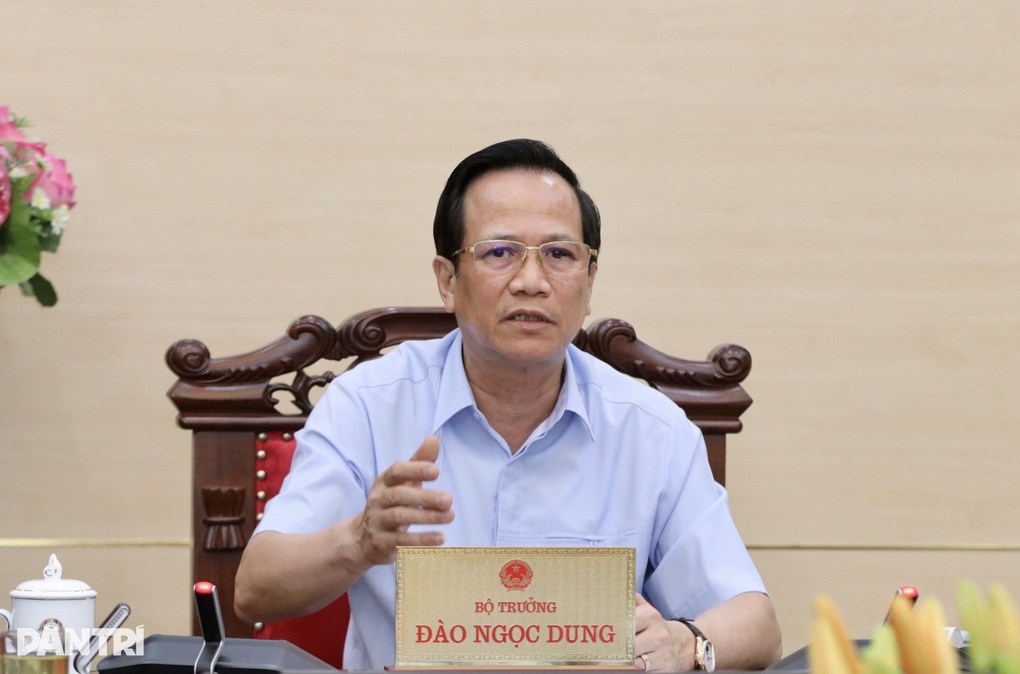 Bộ trưởng LĐ-TBXH: 6.600 tỷ có sẵn, sao không thể chi cho người cần? - 2 Bộ trưởng LĐ-TBXH: 6.600 tỷ có sẵn, sao không thể chi cho người cần? - 2