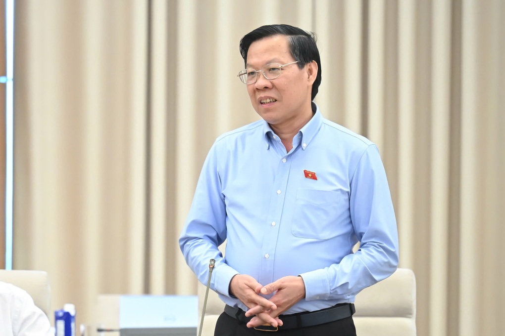 Phân cấp phải giám sát, không để cấp tỉnh muốn làm gì thì làm - 1 Phân cấp phải giám sát, không để cấp tỉnh muốn làm gì thì làm - 1