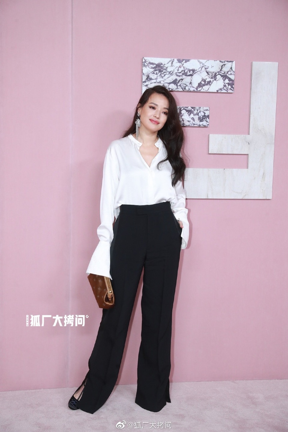 Bà mẹ ba con Trương Bá Chi xinh đẹp, lấn át Triệu Vy và Thư Kỳ - 15 Bà mẹ ba con Trương Bá Chi xinh đẹp, lấn át Triệu Vy và Thư Kỳ - 15