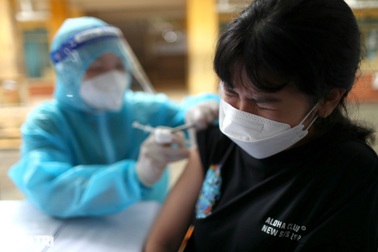 Khi nào TPHCM tiêm vaccine Covid-19 cho trẻ dưới 12 tuổi?