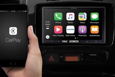 Alpine ra mắt thiết bị kết nối Apple CarPlay không dây