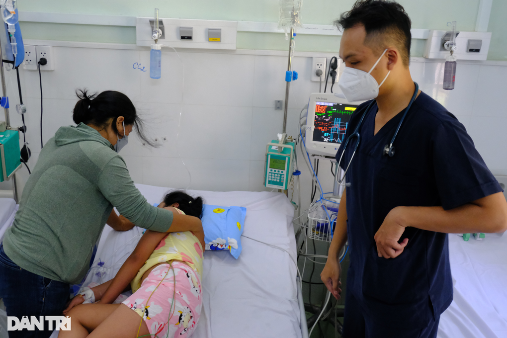 Sở Y tế TPHCM: Nhiều bác sĩ quên bài điều trị sốt xuất huyết - 2 Sở Y tế TPHCM: Nhiều bác sĩ quên bài điều trị sốt xuất huyết - 2