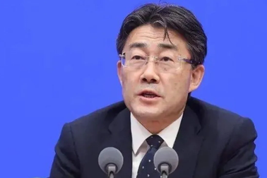 Lãnh đạo CDC Trung Quốc tiêm 3 liều với 3 loại vắc xin Covid-19