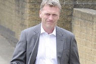 MU bổ nhiệm David Moyes kế vị Alex Ferguson trong hôm nay