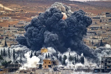 Liên quân do Mỹ dẫn đầu ném bom căn cứ quân sự Syria