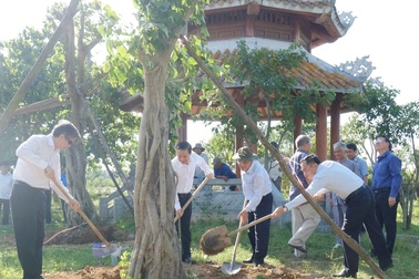 Bảo Việt tri ân các anh hùng liệt sỹ tại Quảng Trị