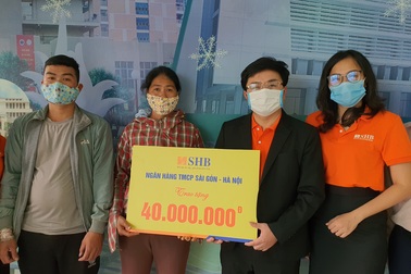 Ngân hàng SHB đồng hành cùng báo Dân trí giúp đỡ hoàn cảnh nhân ái