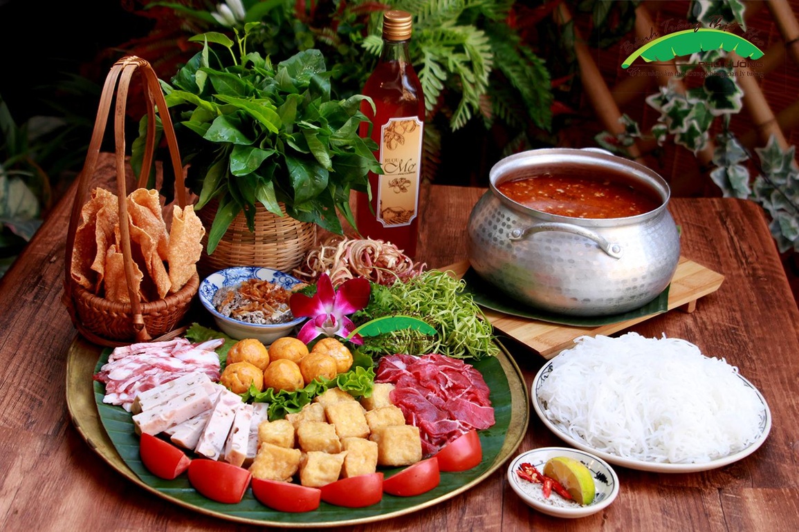 Bánh tráng thịt heo Phú Cường - trọn vẹn tinh hoa ẩm thực Hà thành - 3 Bánh tráng thịt heo Phú Cường - trọn vẹn tinh hoa ẩm thực Hà thành - 3