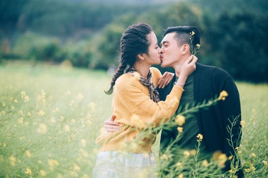 Chuyện tình cặp đôi quen nhau trên "chuyến xe định mệnh"