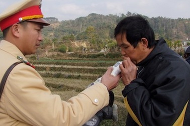 Công an Lạng Sơn giữ bình yên cho nhân dân đón tết