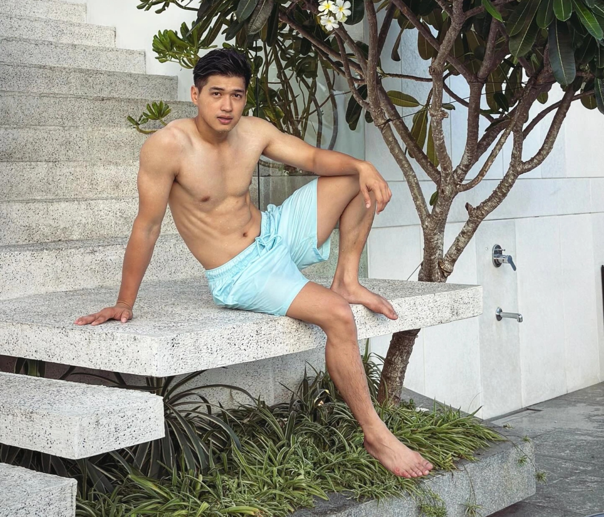 Dàn diễn viên điển trai, 6 múi tranh đấu trong phim Tử chiến trên không - 12 Dàn diễn viên điển trai, 6 múi tranh đấu trong phim Tử chiến trên không - 12