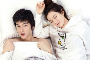 Hình ảnh đáng yêu về “đôi đũa lệch” Lee Min Ho và Son Ye Jin