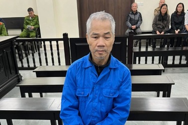 Đâm chết hàng xóm vì tranh chấp đất ở trung tâm Hà Nội, ông già lĩnh án tử