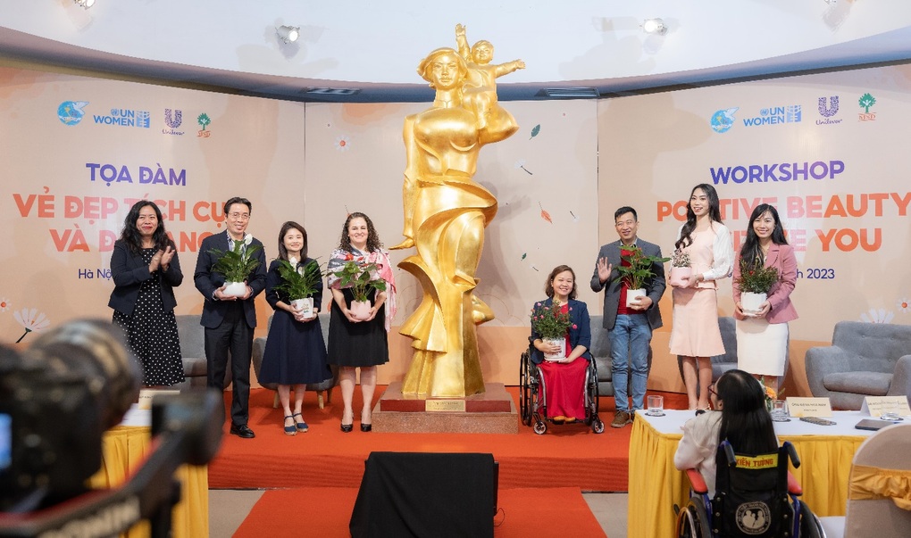 Unilever sử dụng công nghệ thúc đẩy Vẻ đẹp tích cực cho phụ nữ - 2 Unilever sử dụng công nghệ thúc đẩy Vẻ đẹp tích cực cho phụ nữ - 2