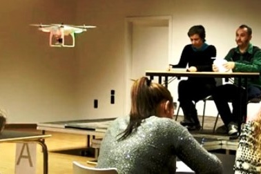 Chống gian lận thi cử bằng “máy bay không người lái” gắn camera