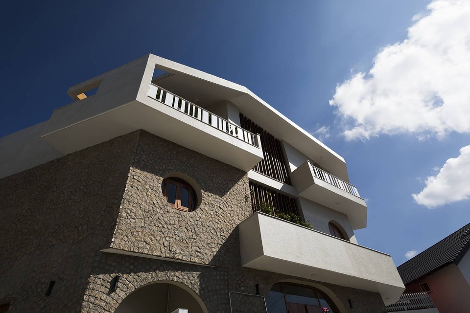 Biệt thự đẹp thơ mộng con trai xây tặng cha dưỡng già ở Đà Lạt - 4