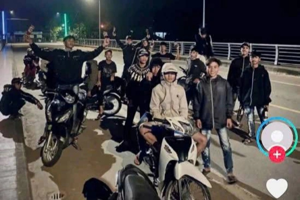 Triệu tập 18 thanh, thiếu niên liên quan vụ đăng thông tin đòi trả thù - 1 Triệu tập 18 thanh, thiếu niên liên quan vụ đăng thông tin đòi trả thù - 1