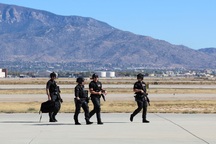 Chiến dịch an ninh chưa từng có bảo vệ lá phiếu và cử tri Mỹ