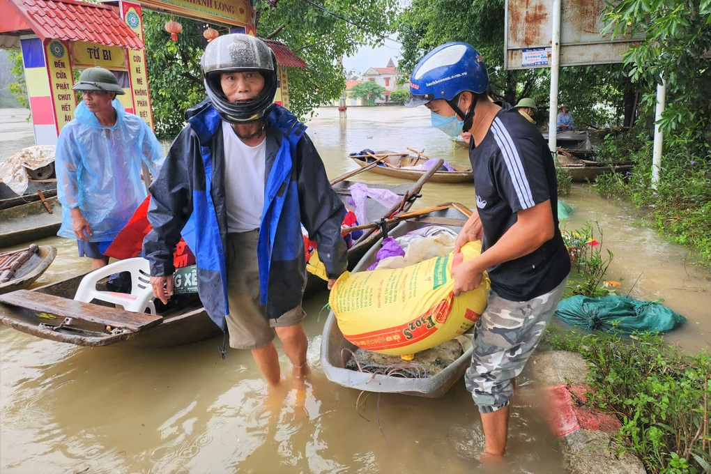 Cấp thù lao với lực lượng tuần tra, canh gác đê điều mùa lũ