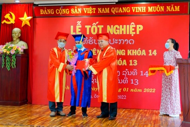 Trường CĐ Kỹ thuật Công nghệ Quy Nhơn đào tạo miễn phí cho sinh viên Lào