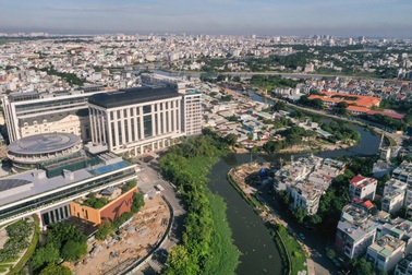 Đại học Văn Lang chốt phương án bàn giao đất cải tạo rạch Xuyên Tâm ở TPHCM