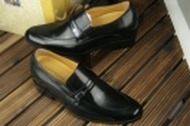 Giày High Boss giúp tăng 10 cm chiều cao