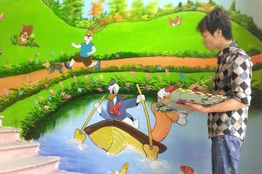 Kiếm hàng chục triệu đồng nhờ “thổi hồn” vào tranh tường