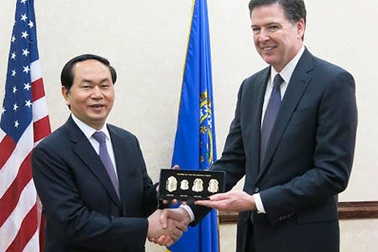 Đại tướng Trần Đại Quang hội đàm với Giám đốc FBI