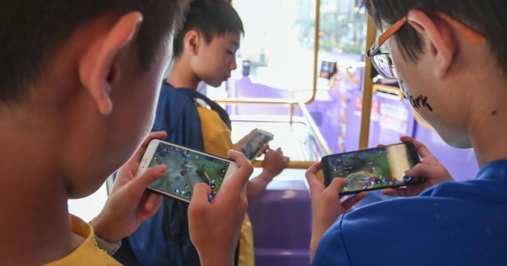 Trẻ em Trung Quốc chỉ được phép chơi game online 3 tiếng một tuần - 1 Trẻ em Trung Quốc chỉ được phép chơi game online 3 tiếng một tuần - 1