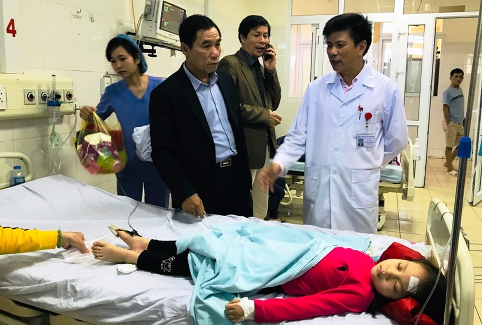 Công an xác minh vụ hơn 100 trẻ nhập viện nghi ngộ độc thực phẩm - 4 Công an xác minh vụ hơn 100 trẻ nhập viện nghi ngộ độc thực phẩm - 4