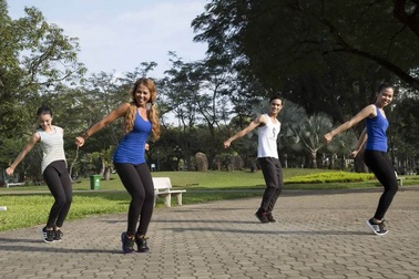 Thúy Uyên: Hãy khiêu vũ cùng tôi mỗi ngày!