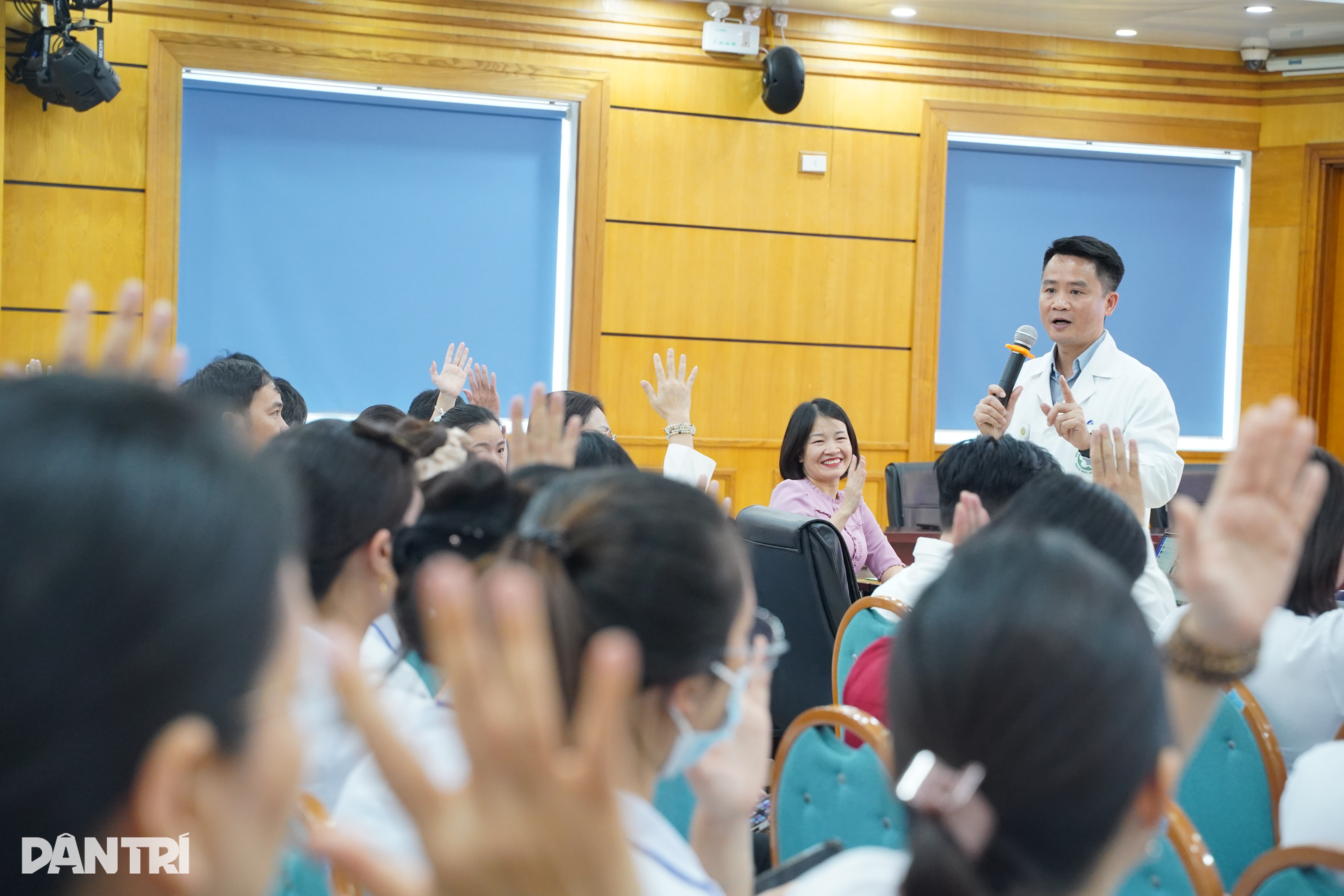 Báo Dân trí đào tạo truyền thông y tế trên TikTok cho y bác sĩ Bạch Mai - 9