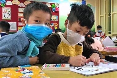 Khi nào Hà Nội sẽ cho học sinh đến trường, nới lỏng thêm các hoạt động?