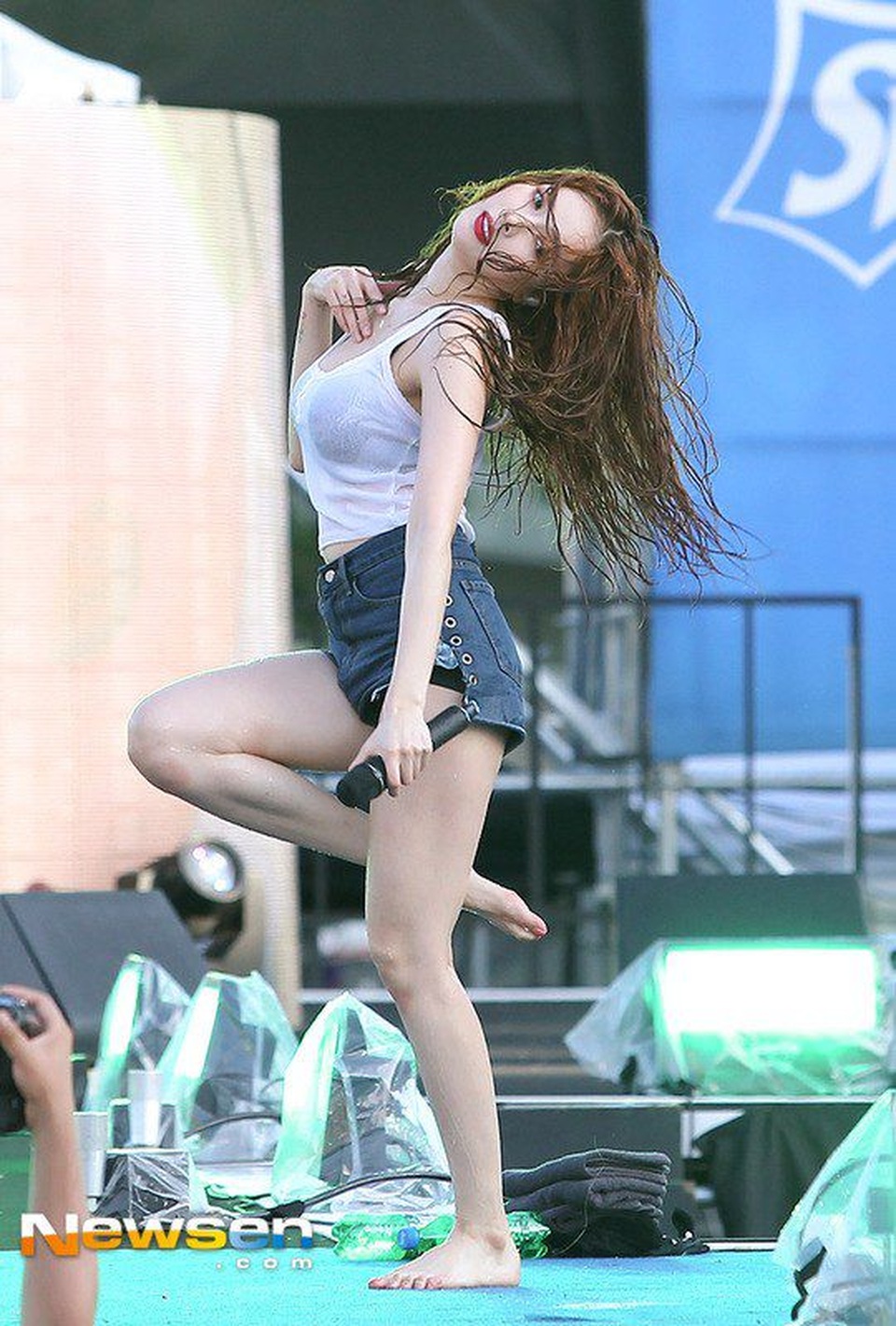“Biểu tượng gợi cảm xứ Hàn” HyunA bất ngờ tiết lộ bị trầm cảm - 4 “Biểu tượng gợi cảm xứ Hàn” HyunA bất ngờ tiết lộ bị trầm cảm - 4