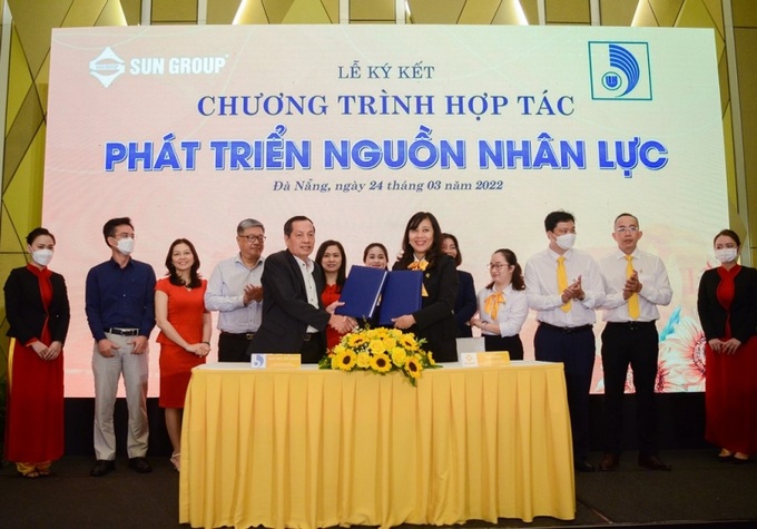 Hai bên hợp tác ký kết