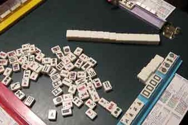 Đảng viên Trung Quốc bị cấm xoa mạt chược, vì lãng phí tiền dân