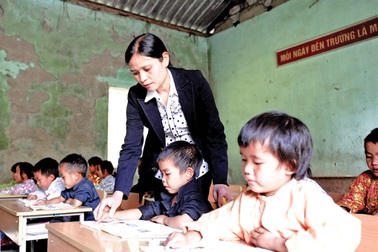 Tình yêu trên hành trình gieo chữ