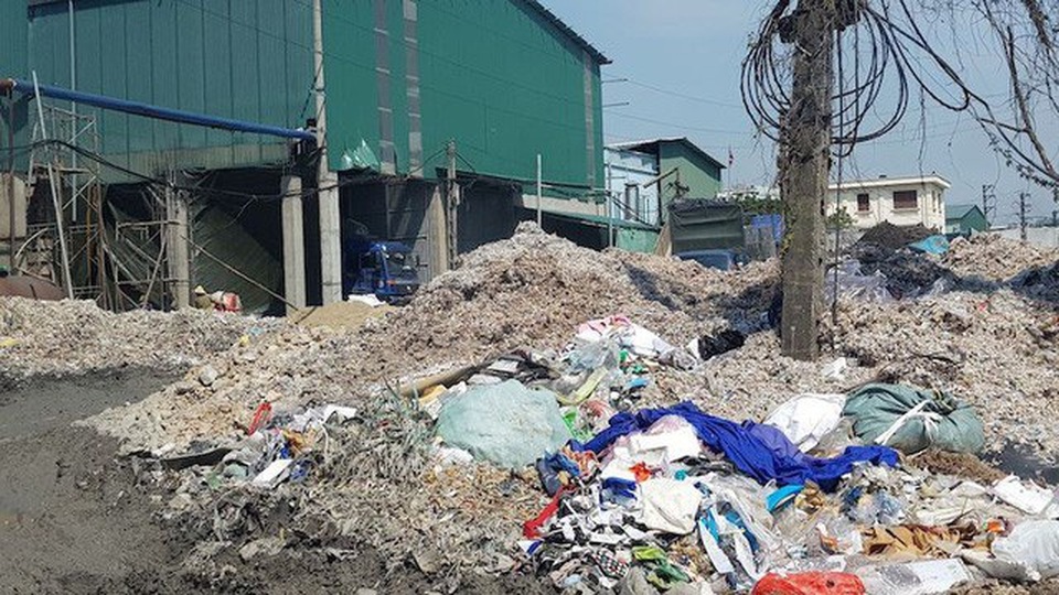 Sông Cầu giãy chết, Sở tài nguyên báo cáo nóng Chủ tịch tỉnh Bắc Giang - 6 Sông Cầu giãy chết, Sở tài nguyên báo cáo nóng Chủ tịch tỉnh Bắc Giang - 6