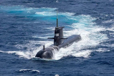 Anh chuyển hạm đội tàu ngầm cho Australia bất chấp cảnh báo của Trung Quốc