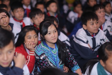 3000 học sinh dân tộc miền núi lần đầu được xem phim chiếu rạp