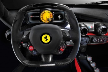 Ferrari triệu hồi xe trên toàn thế giới 