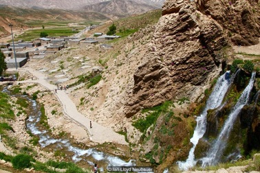 Sông băng bí ẩn giữa sa mạc khô cằn